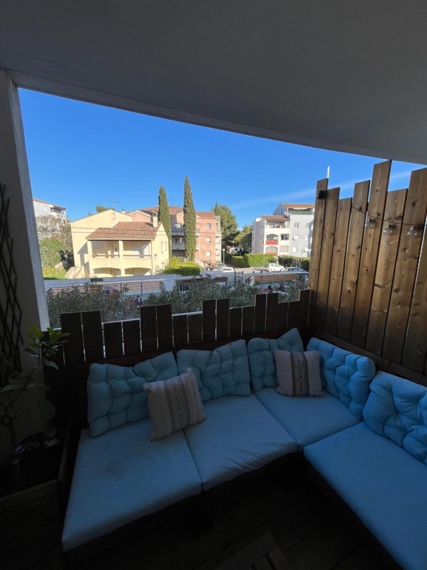 Joli T2/ Tram/ Clim/ Parking/ Wifi/ Piscine Apartamento